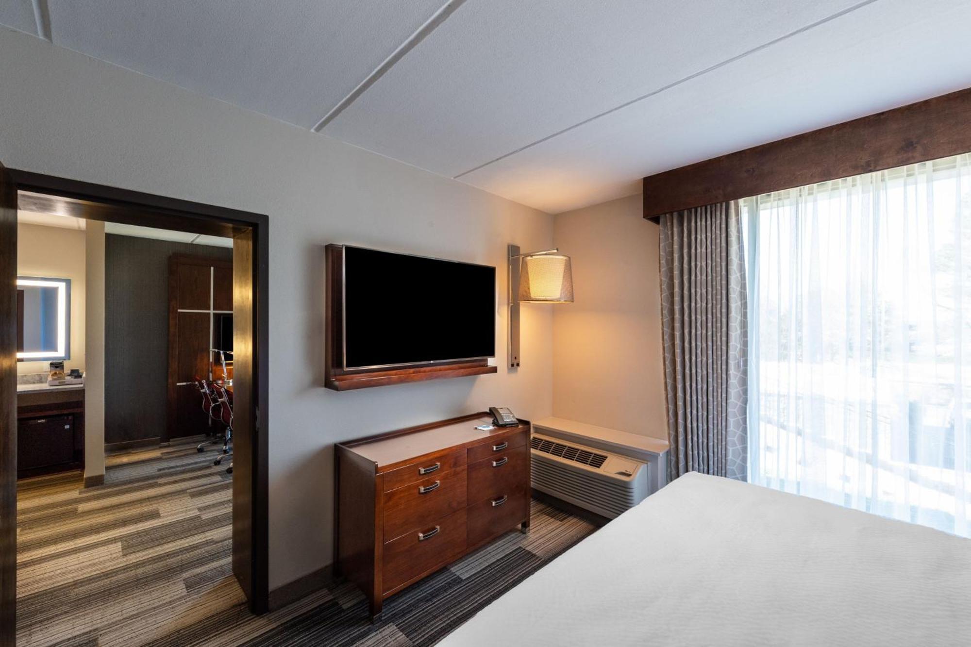 Four Points By Sheraton Atlanta Airport West College Park Exterior photo